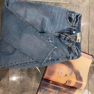 Garage Light Wash Jeans Distressed Mom Jeans 00